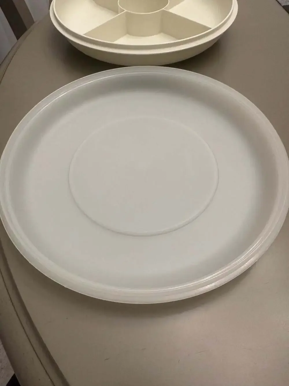 Vintage Tupperware 1708-6 Divided Serving Relish Tray with 1709-5 Lid